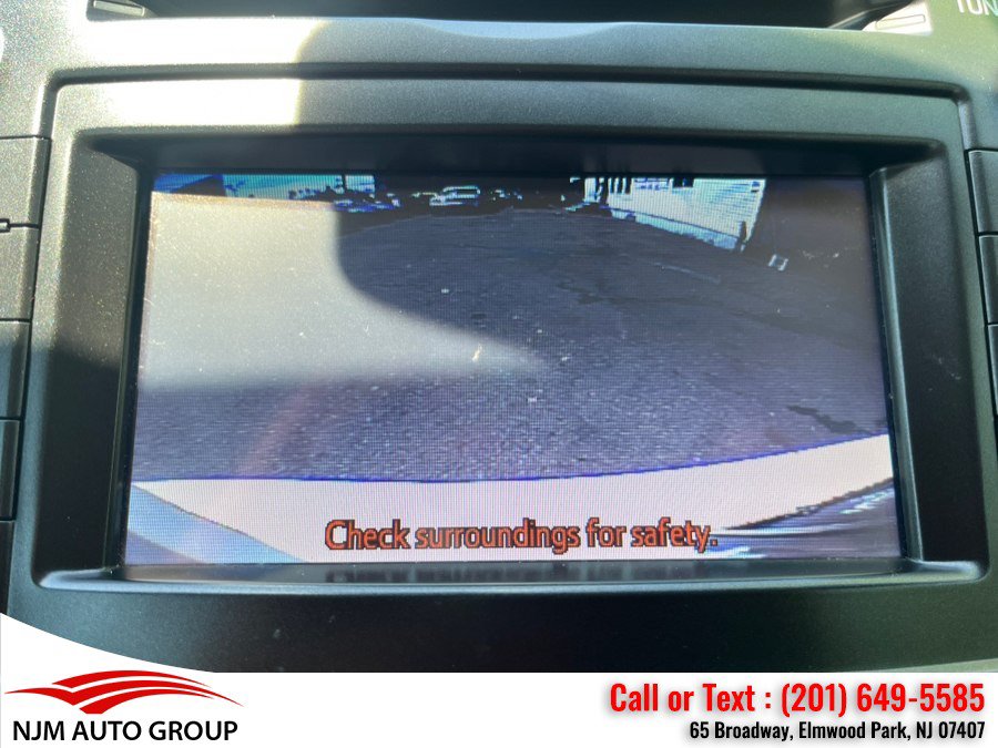 Used 2014 Toyota Prius V Five FWD image 28