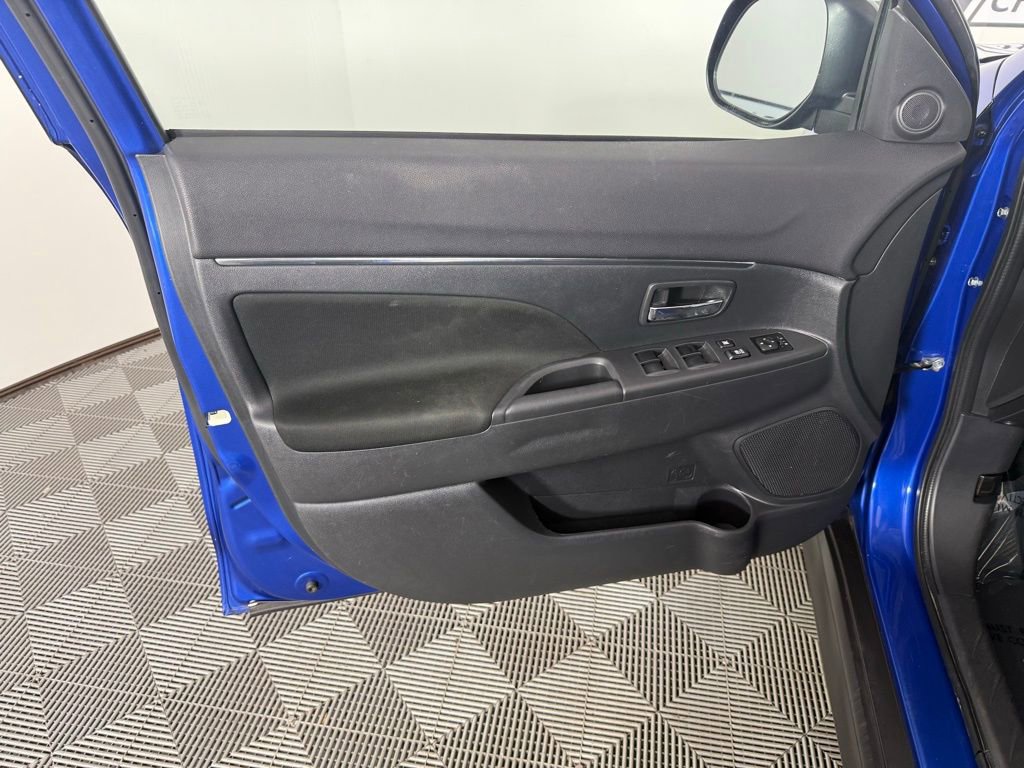 Used 2022 Mitsubishi Outlander Sport LE image 11