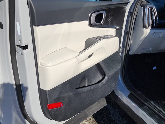 New 2026 Kia Sorento S w/ S Panoramic Sunroof Package image 10