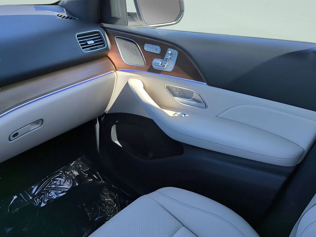 Used 2024 Mercedes-Benz GLE 350 4MATIC image 16