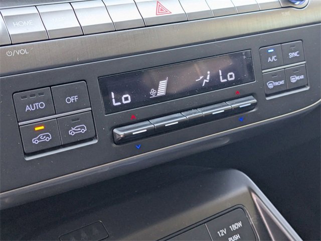 Certified 2024 Hyundai Kona SEL w/ Convenience Package image 32