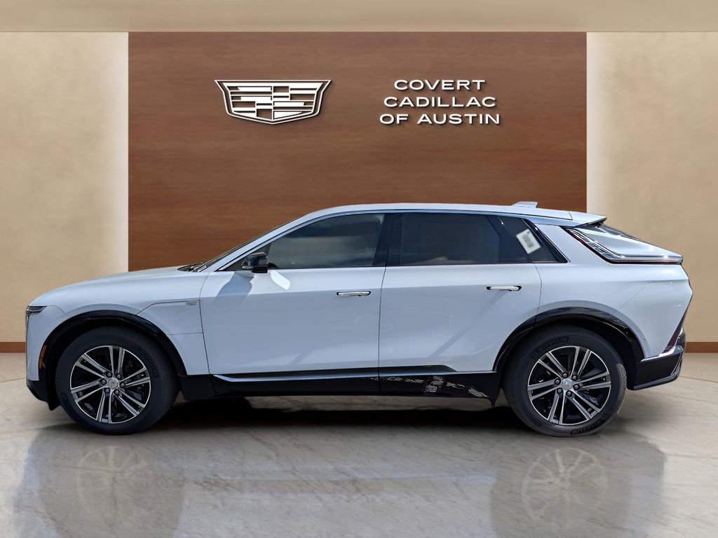 New 2026 Cadillac Lyriq Luxury w/ LPO, Floor Liner Package image 4