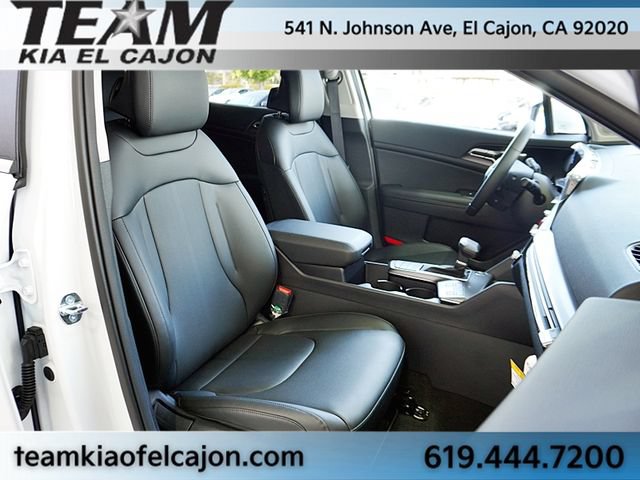 New 2026 Kia Sportage EX AWD/4WD image 16