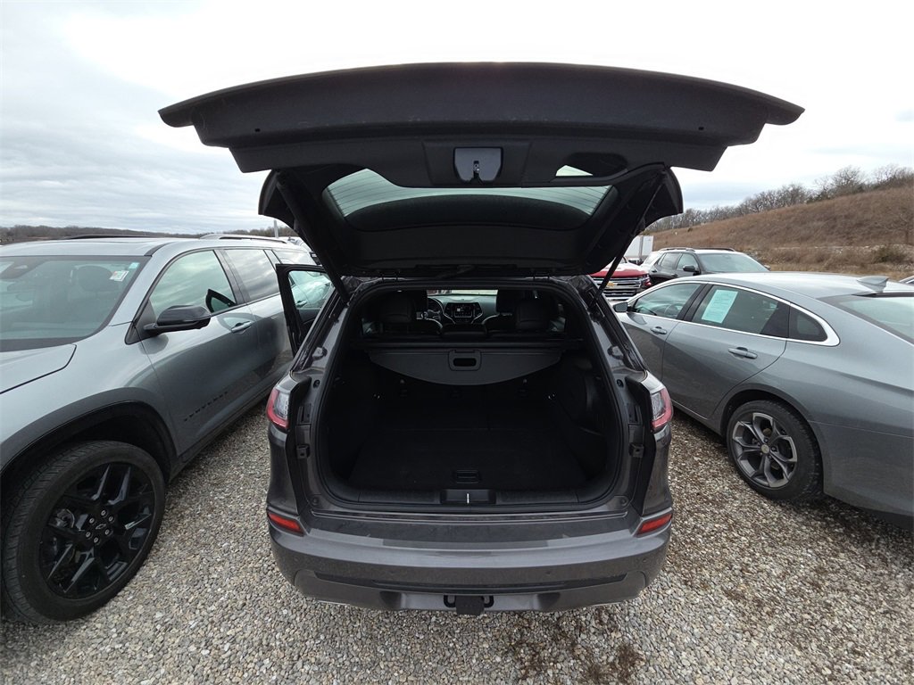 Used 2019 Jeep Cherokee High Altitude image 14