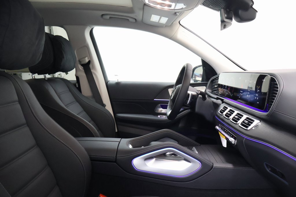 New 2026 Mercedes-Benz GLS 450 4MATIC image 21