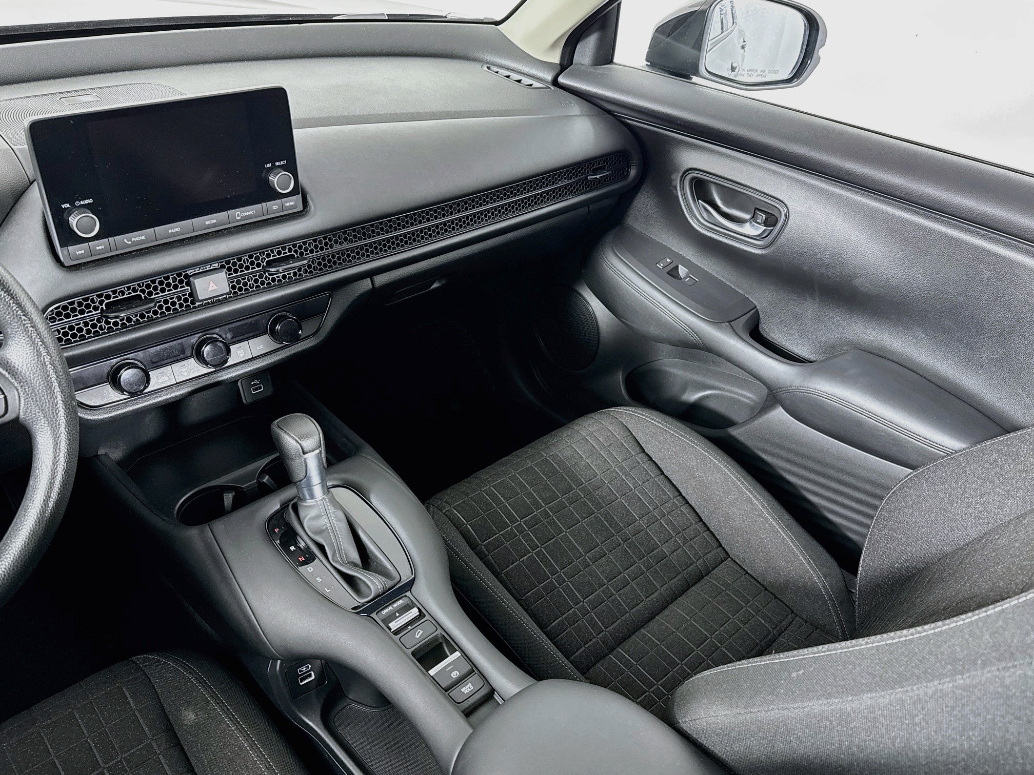 Certified 2023 Honda HR-V LX image 21
