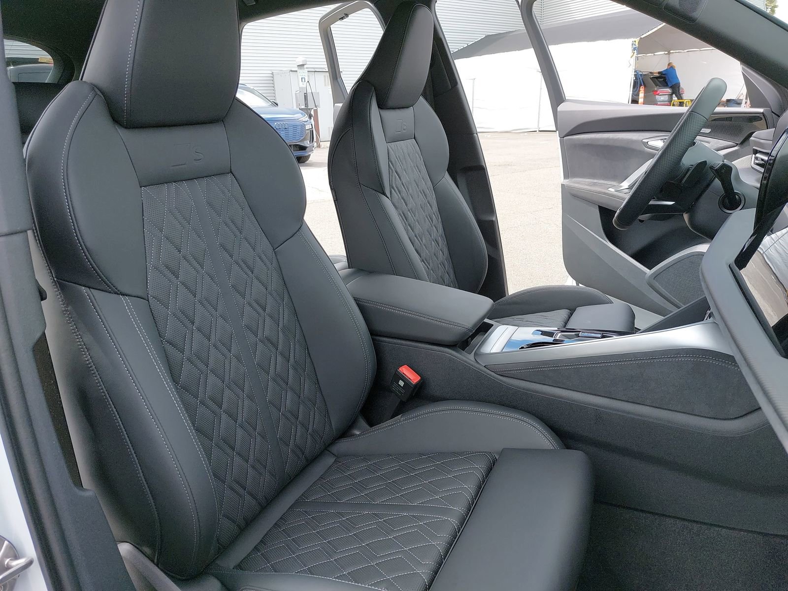 New 2025 Audi SQ5 Premium Plus AWD/4WD image 10