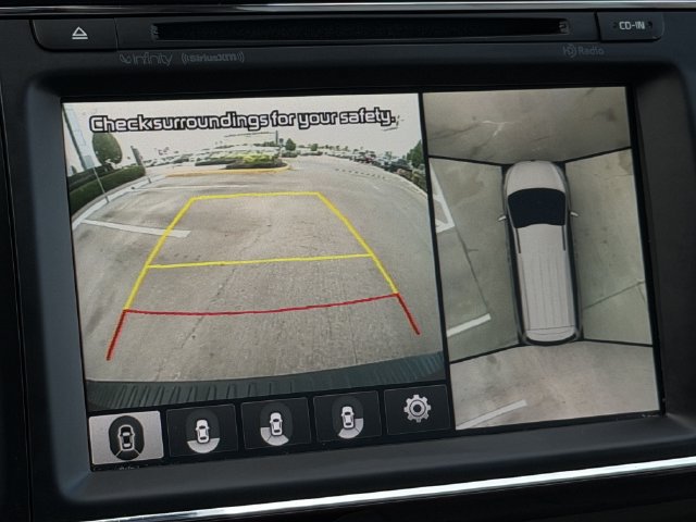 Used 2017 Kia Sedona SX Limited FWD image 18
