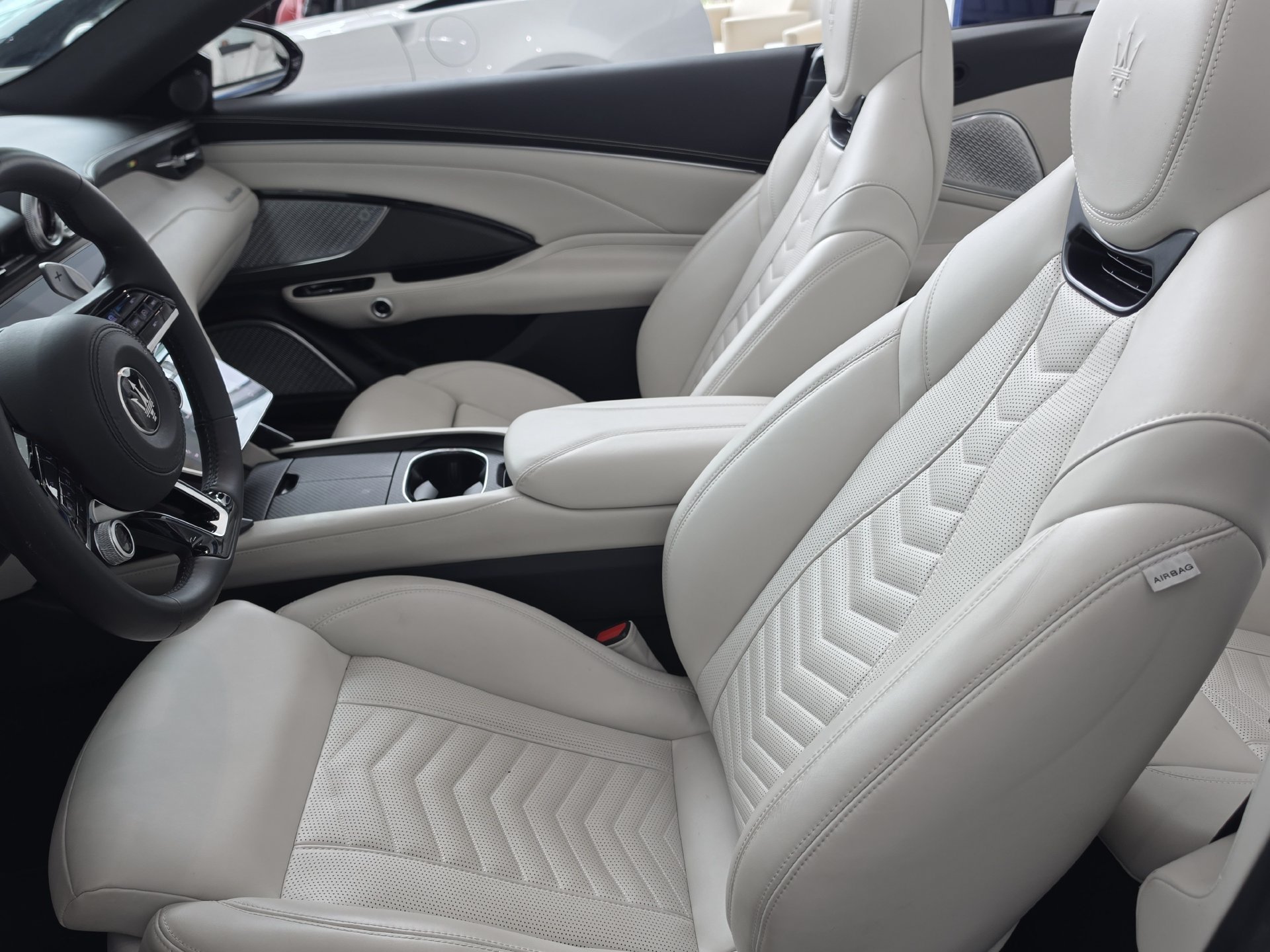 Used 2026 Maserati GranCabrio Modena AWD/4WD image 3