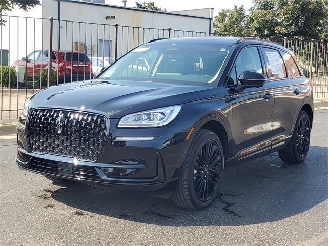 Certified 2025 Lincoln Corsair Grand Touring w/ Equipment Group 301A image 3