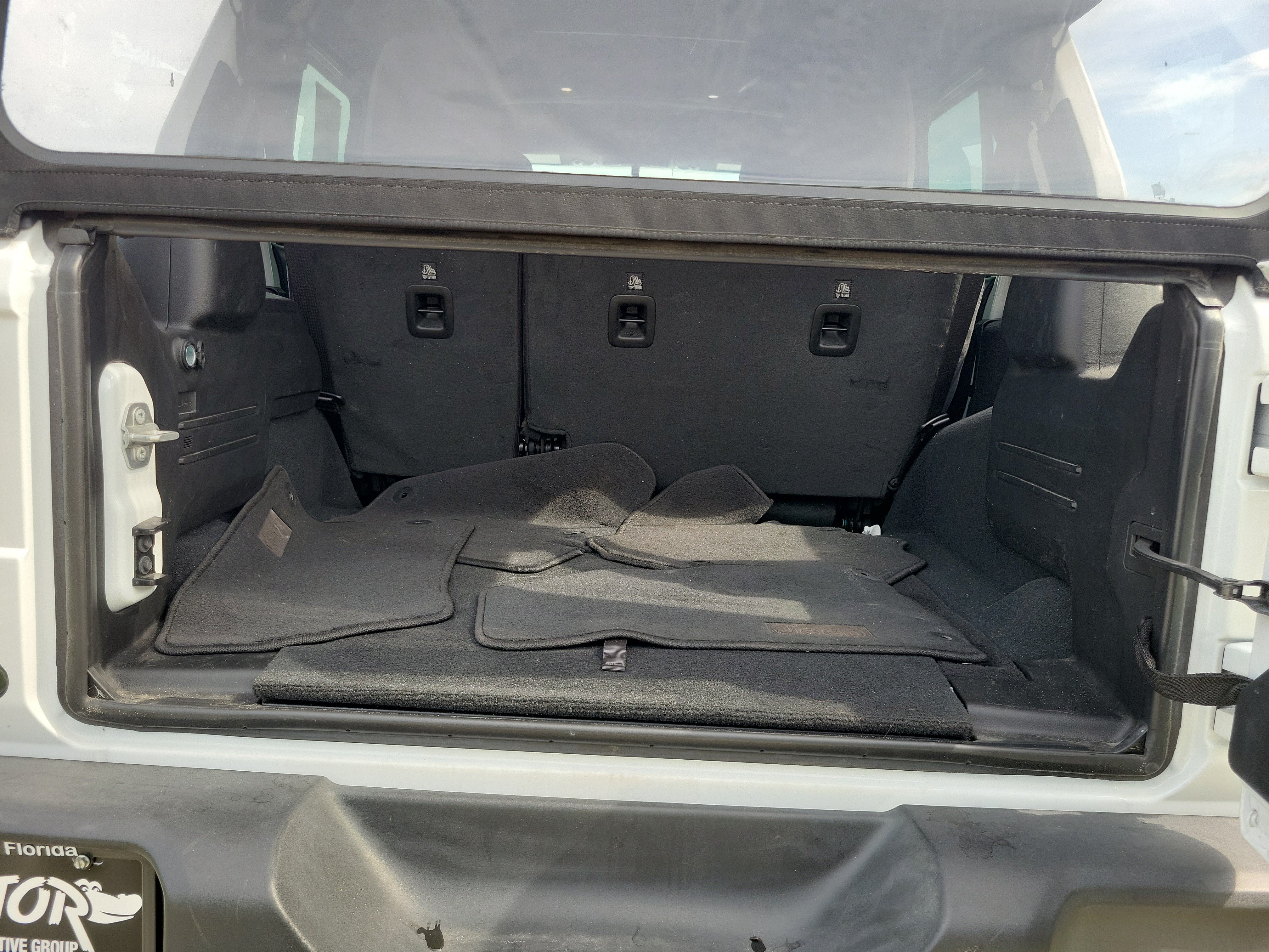 Used 2024 Jeep Wrangler Unlimited Sport AWD/4WD image 6
