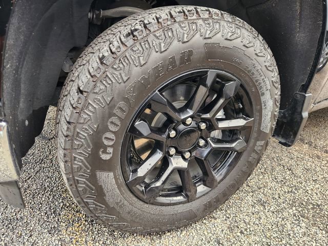 Used 2023 Chevrolet Silverado 1500 LT image 10