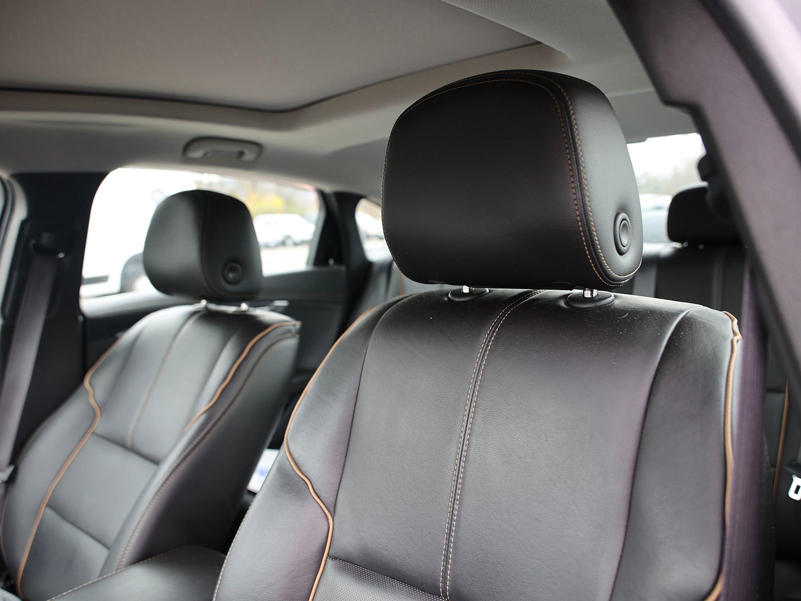 Used 2016 Chevrolet Impala LTZ w/ Enhanced Convenience Package image 19