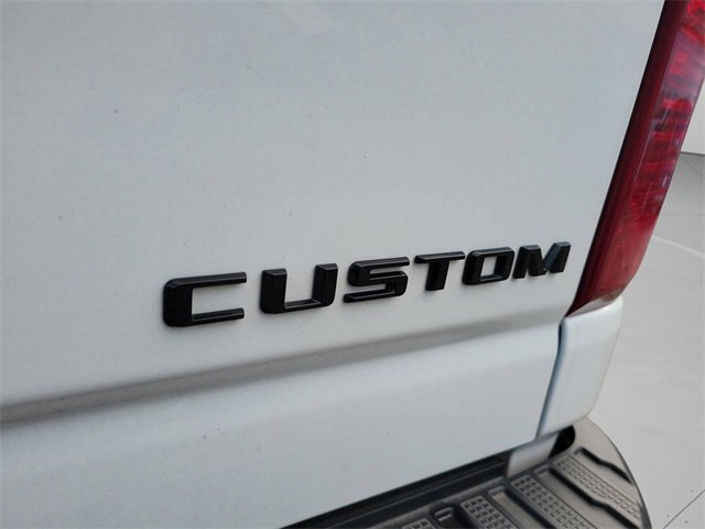 Used 2025 Chevrolet Silverado 2500 Custom w/ Custom Convenience Package image 11