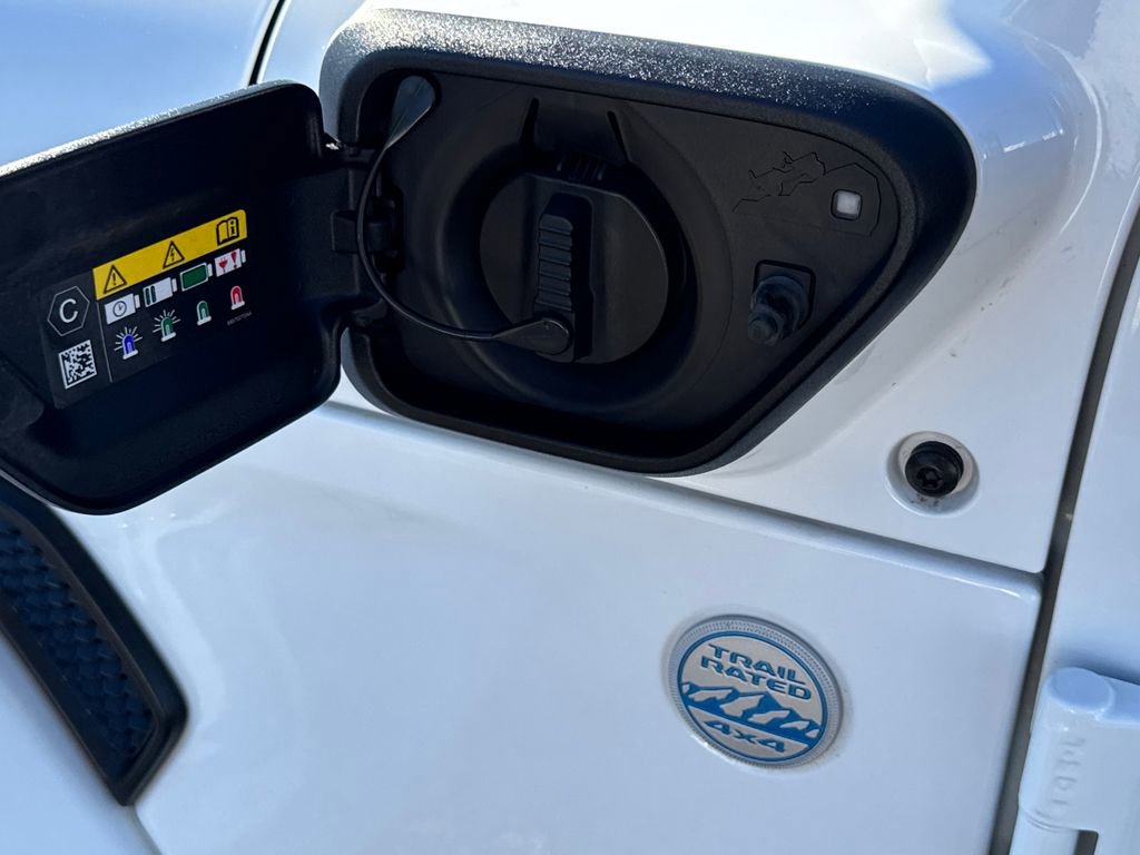 Certified 2023 Jeep Wrangler Unlimited Sahara image 9