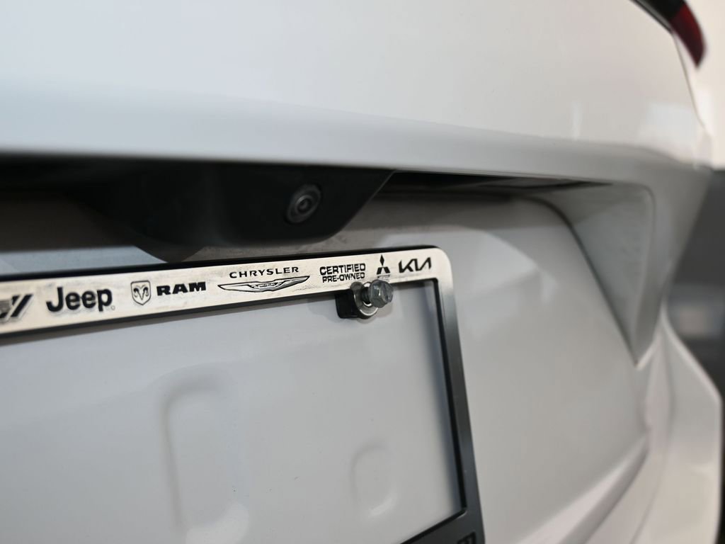 Used 2025 Jeep Grand Cherokee Altitude image 38