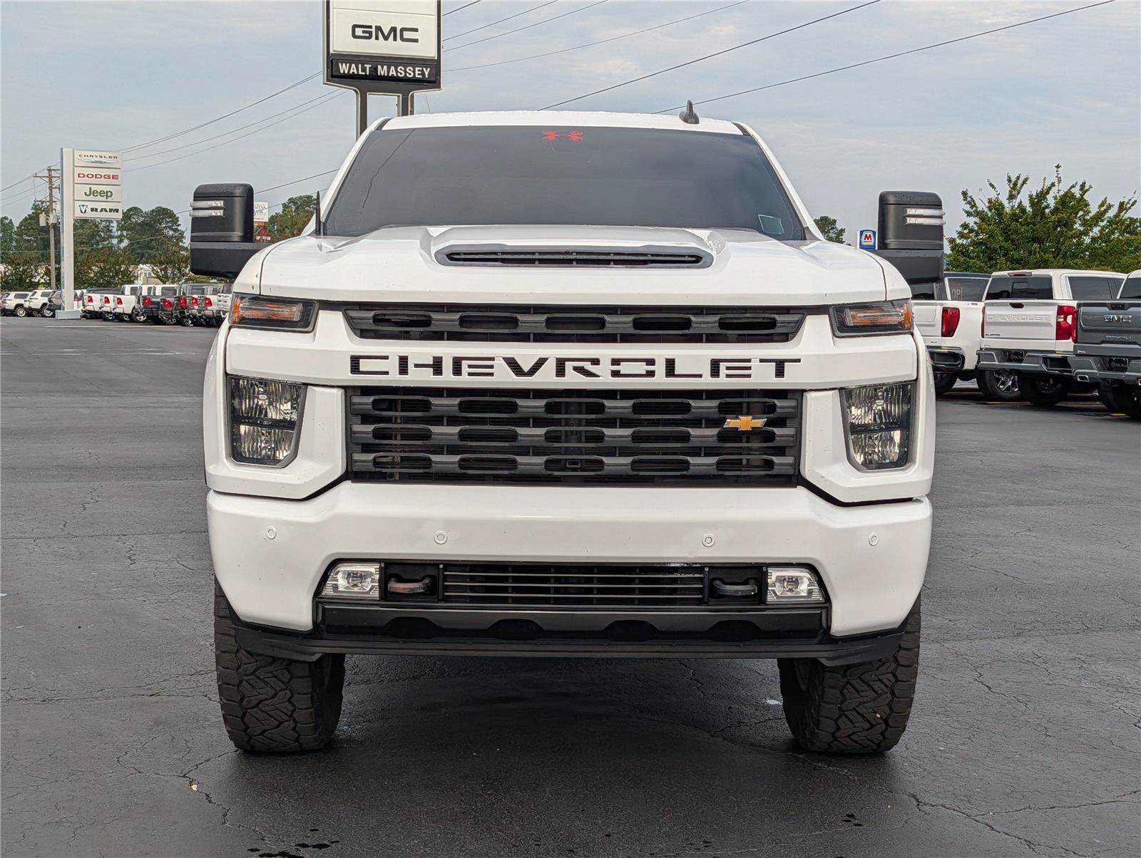 Used 2020 Chevrolet Silverado 2500 Custom w/ Custom Value Package AWD/4WD image 8