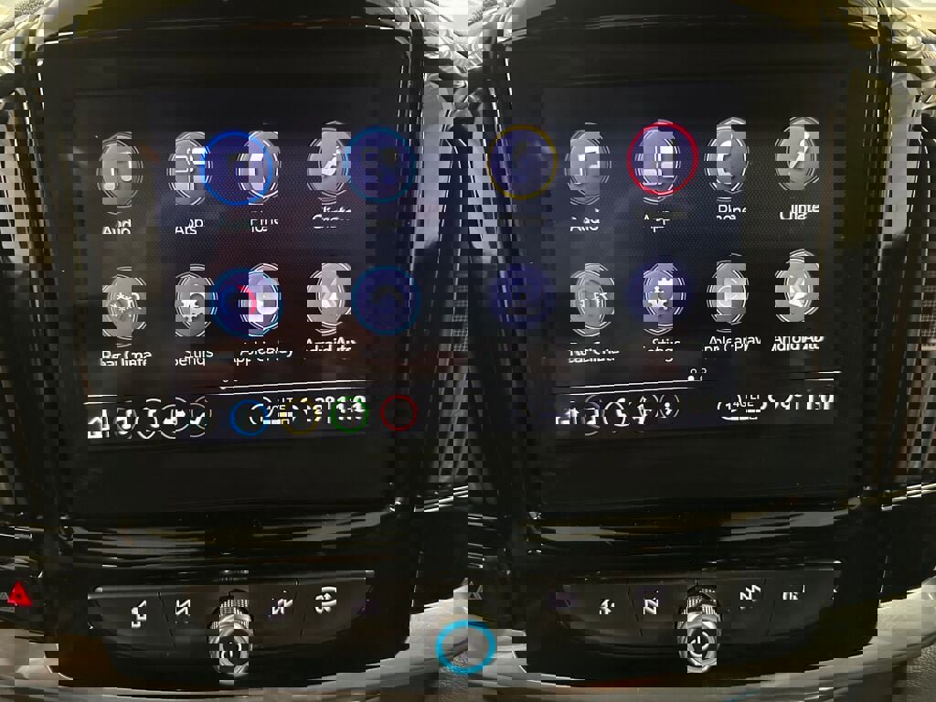 Certified 2023 Chevrolet Traverse LT image 11