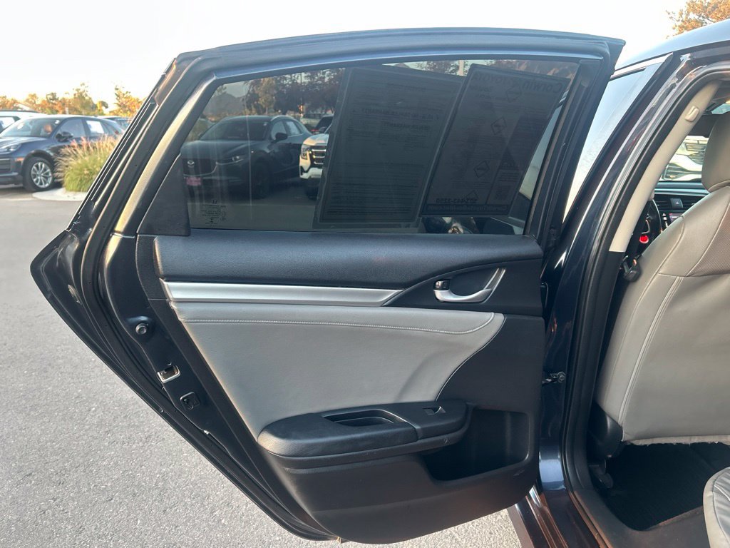 Used 2018 Honda Civic EX-L image 16