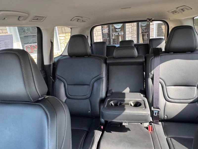 Used 2025 Nissan Armada SV AWD/4WD image 21