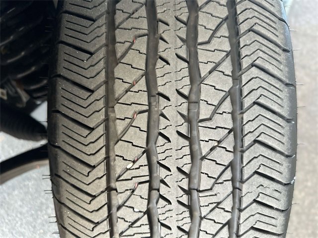 Used 2025 Ford F150 Lariat w/ Equipment Group 502A High image 11