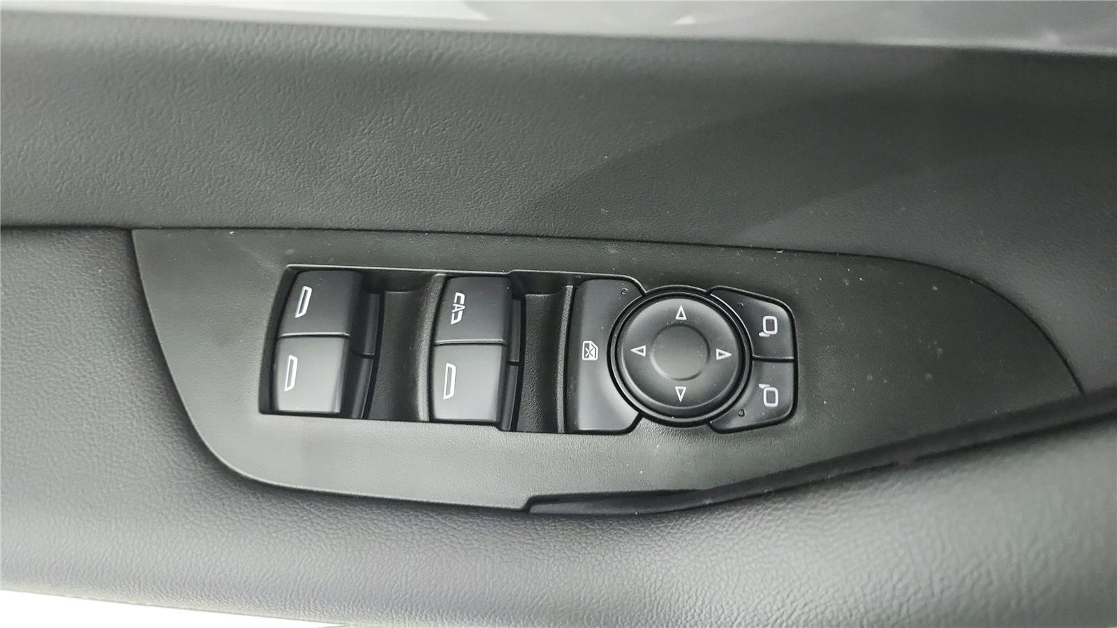 New 2026 Chevrolet Blazer LT w/ LPO, Black Sport Package image 10