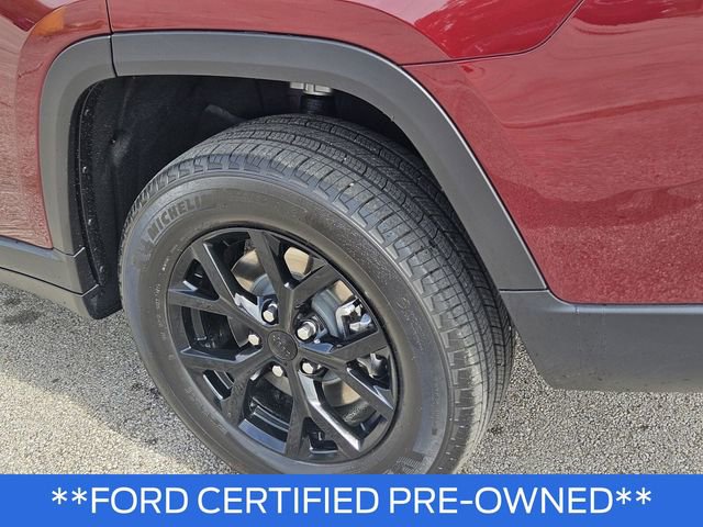 Used 2025 Jeep Grand Cherokee L Altitude RWD image 8
