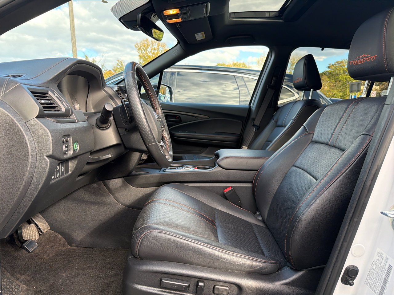 Used 2024 Honda Passport TrailSport image 19