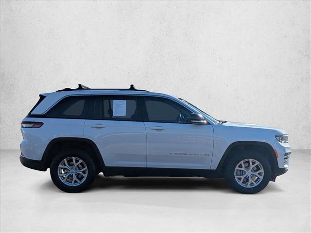 Used 2023 Jeep Grand Cherokee Limited image 4