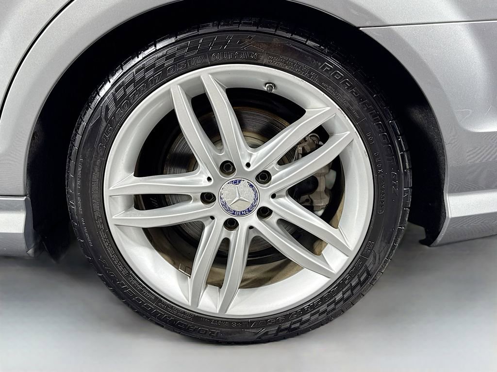 Used 2014 Mercedes-Benz C 250 Sedan image 32