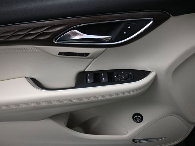 Used 2023 Buick Envision Avenir image 13