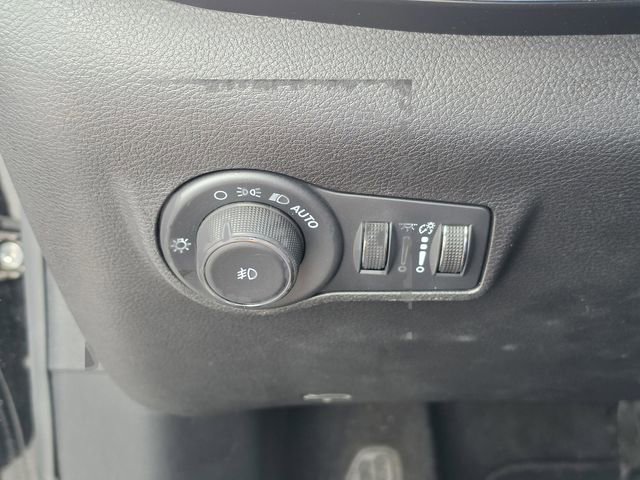 Used 2022 Jeep Compass Limited AWD/4WD image 27
