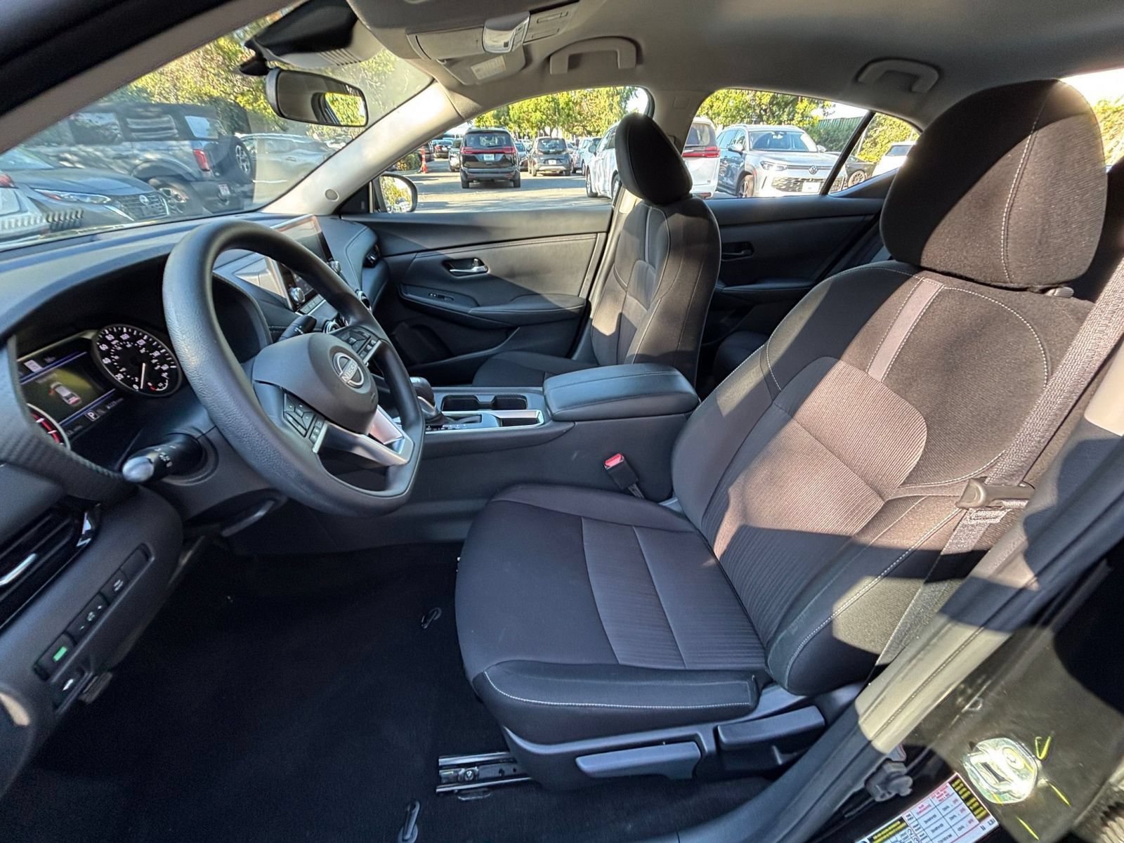 Used 2025 Nissan Sentra SV FWD image 24