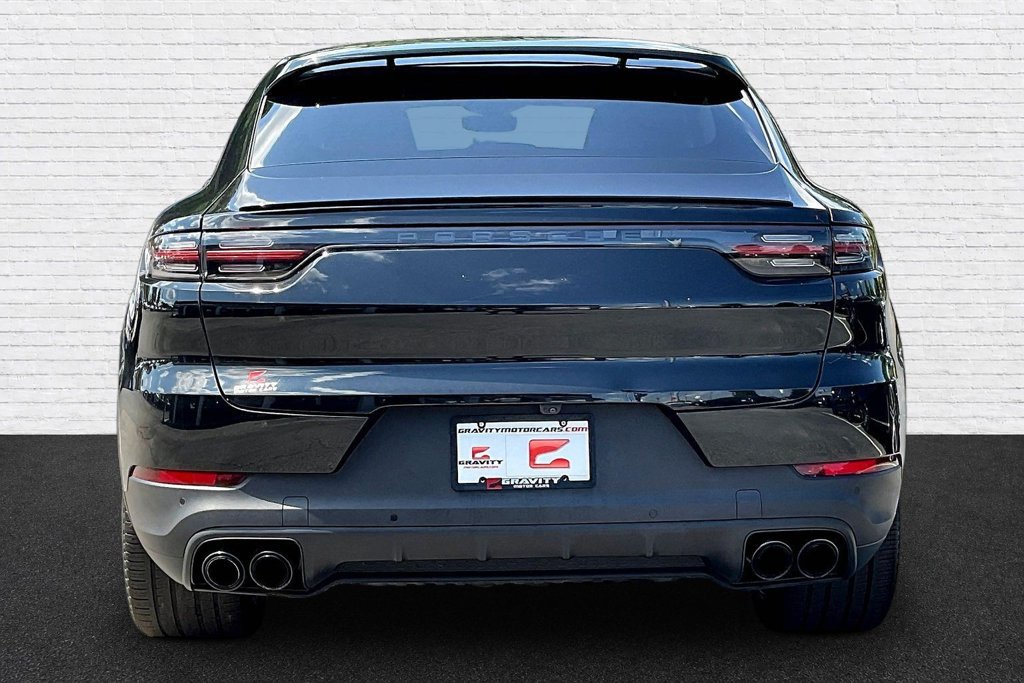 Used 2023 Porsche Cayenne S AWD/4WD image 5