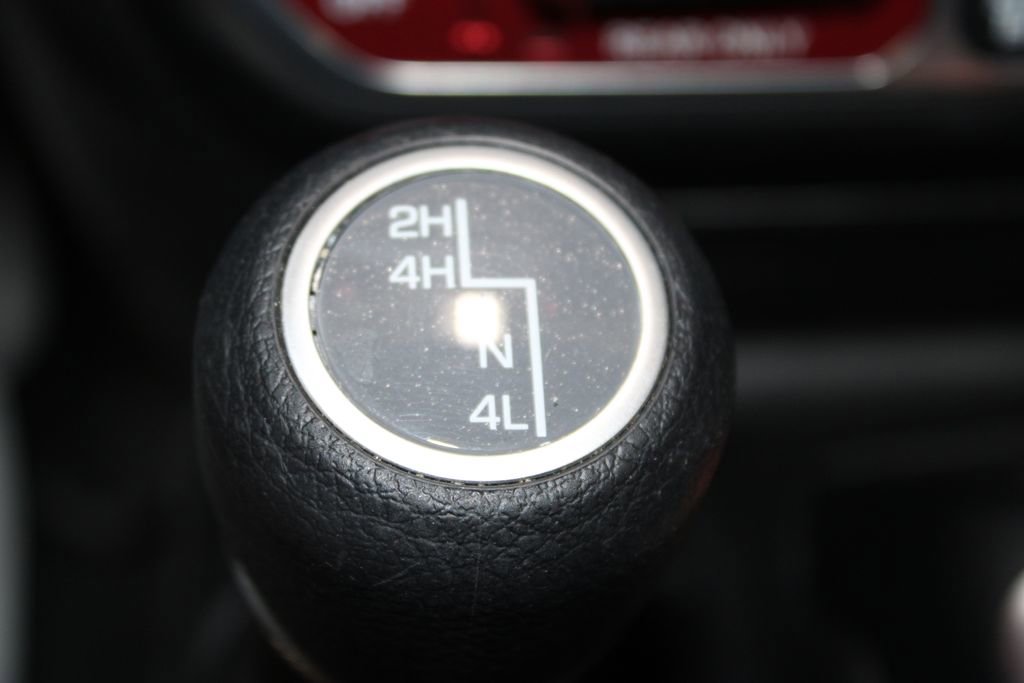 Used 2023 Jeep Gladiator Rubicon AWD/4WD image 38