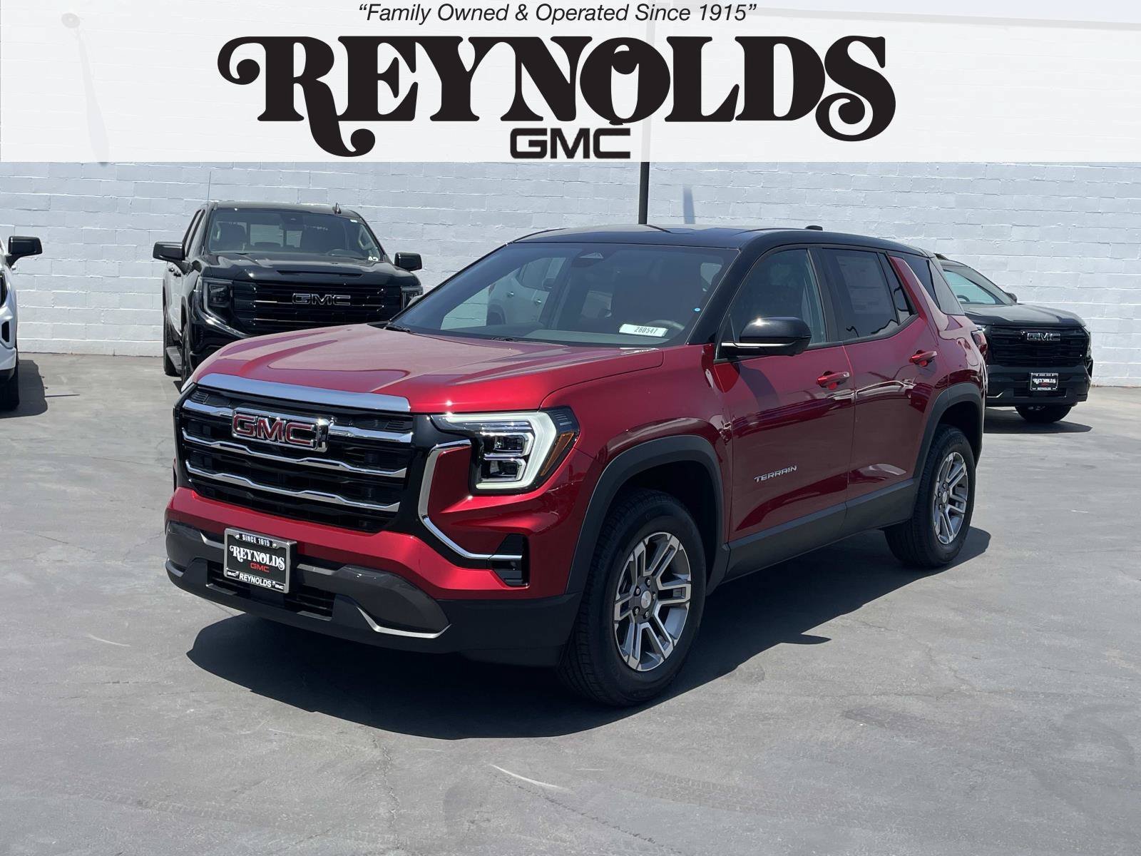 New 2026 GMC Terrain Elevation w/ Technology Package II FWD image 1