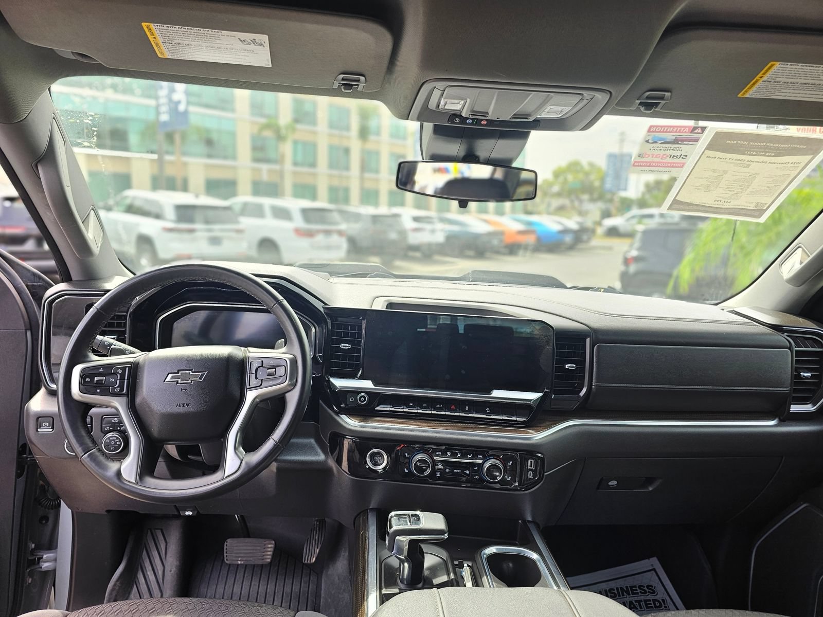 Used 2024 Chevrolet Silverado 1500 LT Trail Boss w/ LPO, Dark Essentials Package AWD/4WD image 27