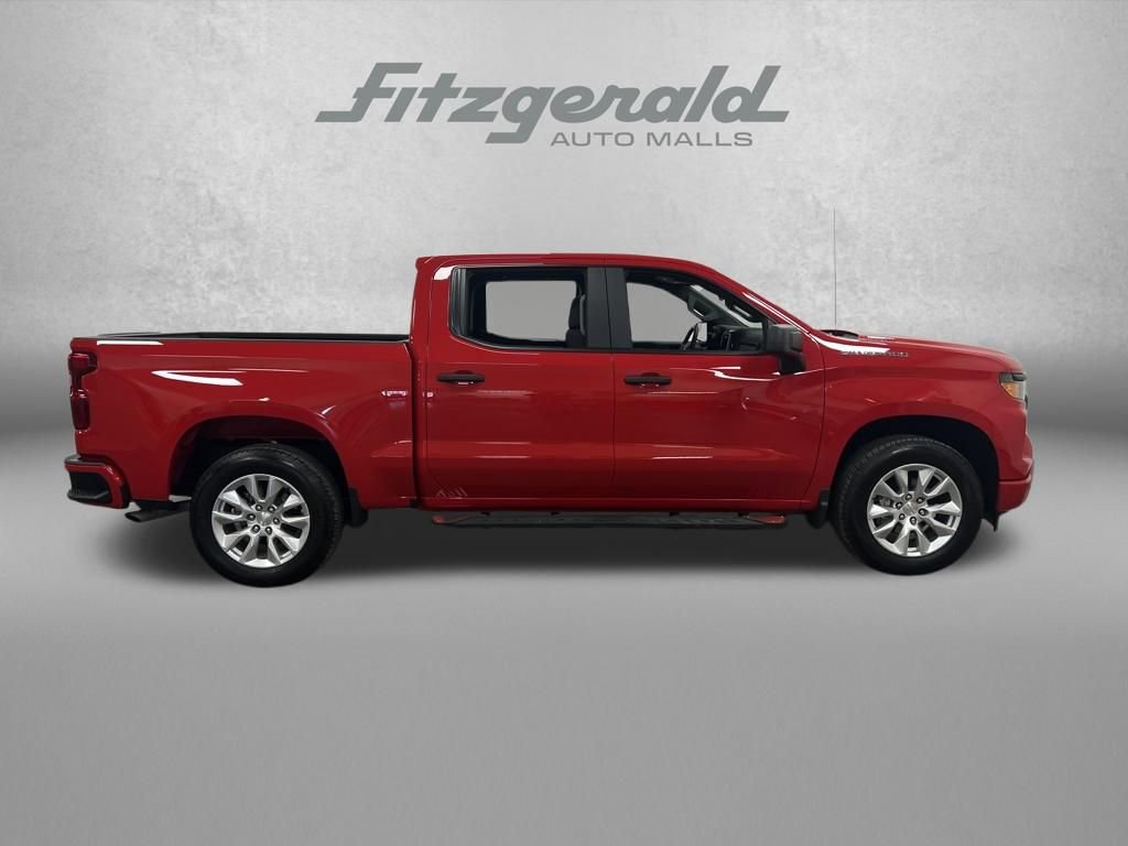 Used 2025 Chevrolet Silverado 1500 Custom image 6