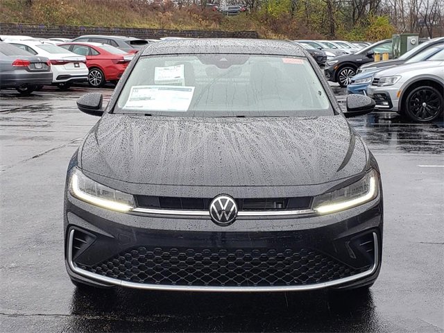 New 2026 Volkswagen Jetta SE image 5