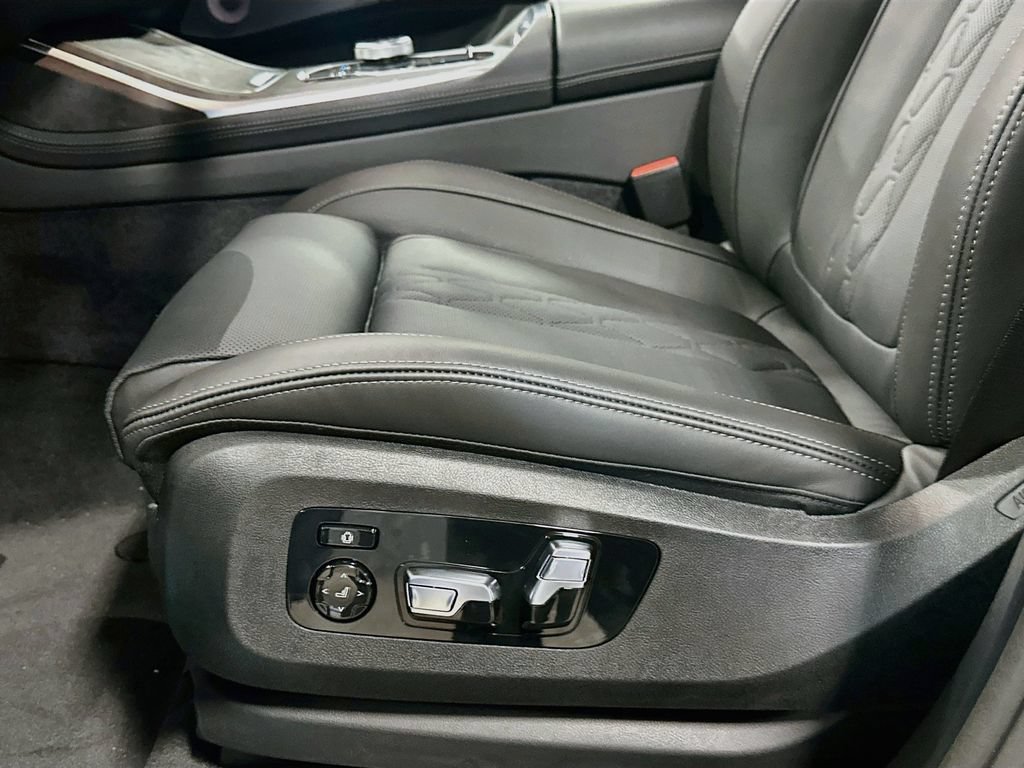New 2027 BMW X7 M60i AWD/4WD image 20