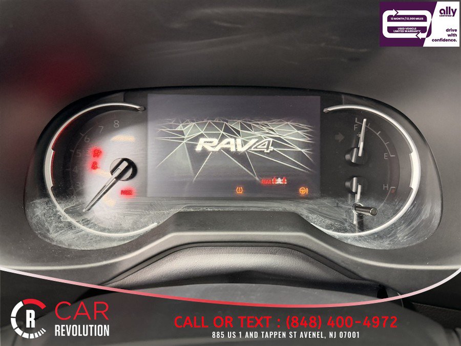 Used 2025 Toyota RAV4 LE AWD/4WD image 25