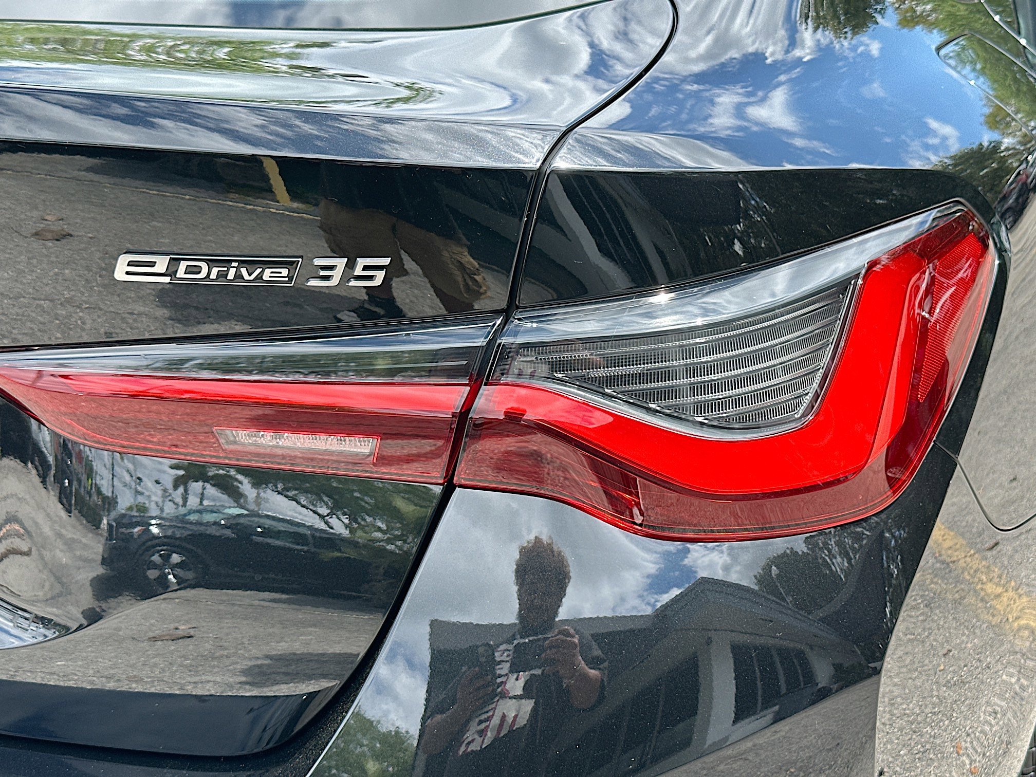 Used 2023 BMW i4 eDrive35 w/ Parking Assistance Package image 31