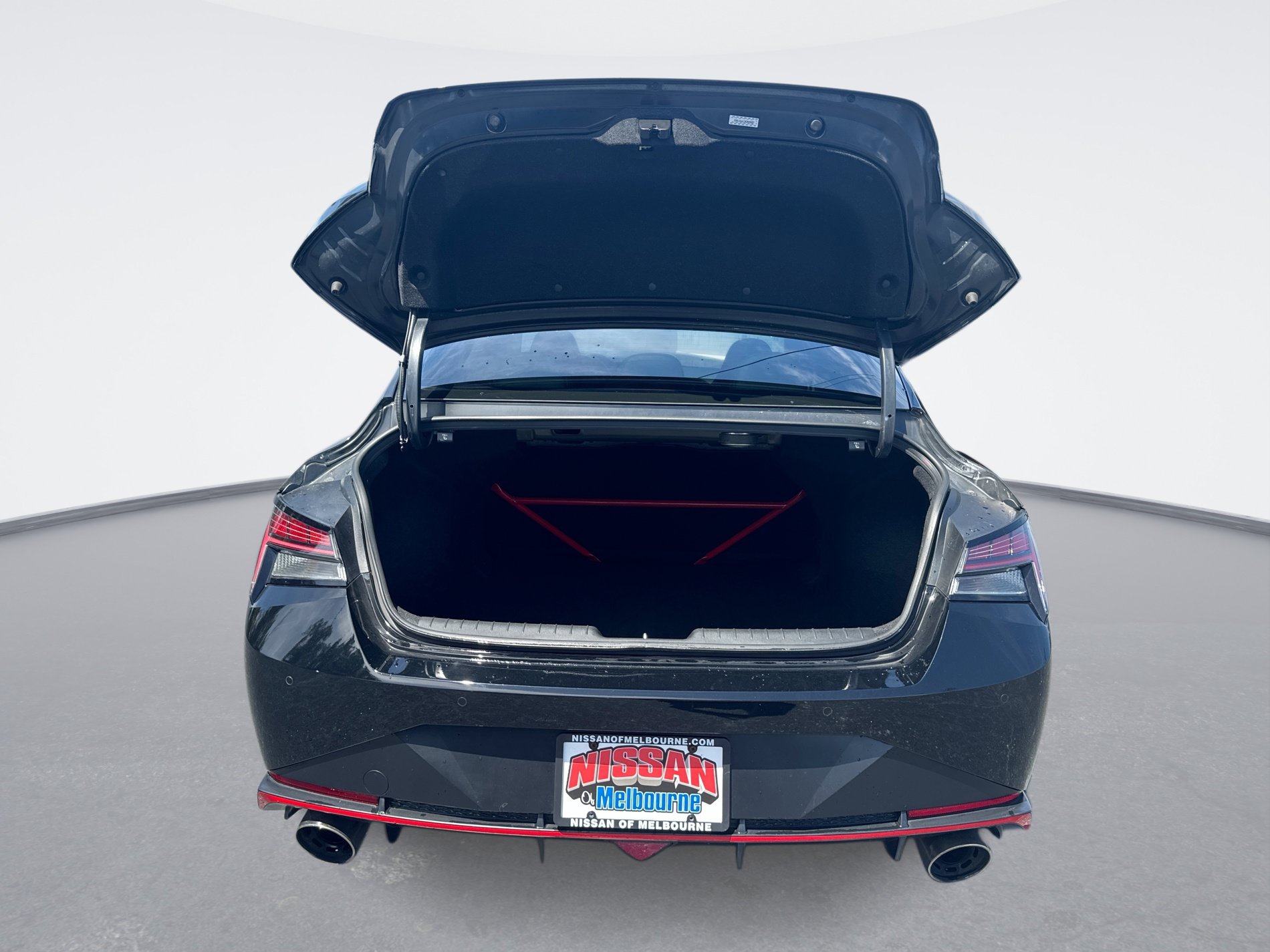 Used 2022 Hyundai Elantra N FWD image 13