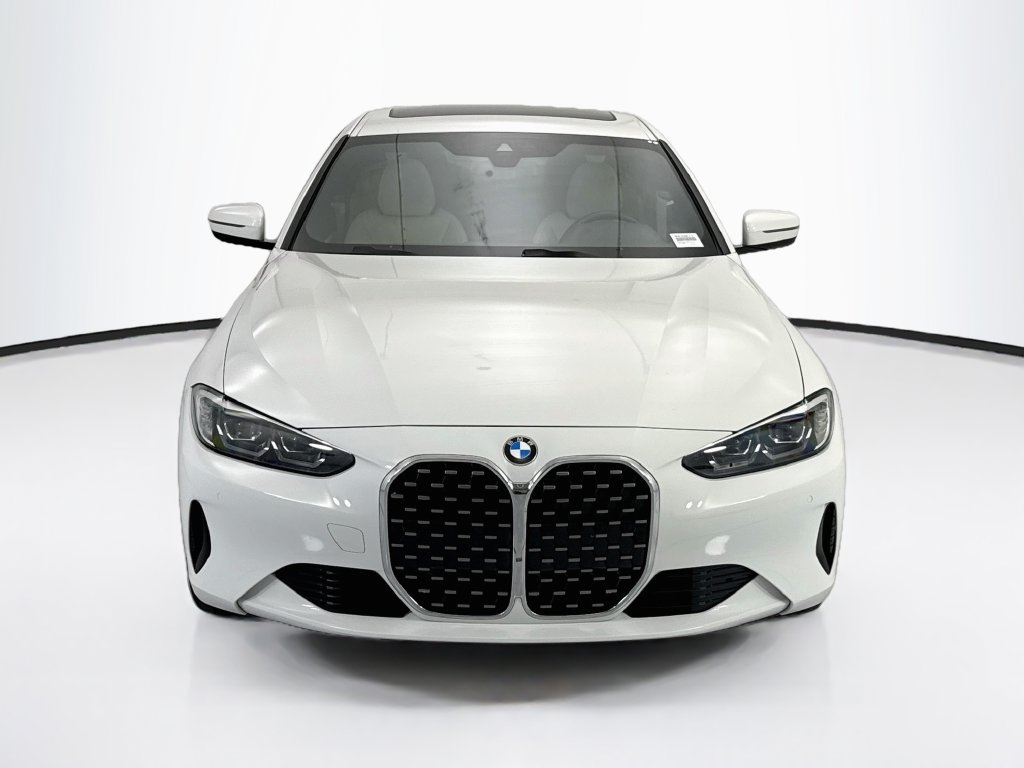 Used 2022 BMW 430i Coupe w/ Premium Package 2 RWD image 2