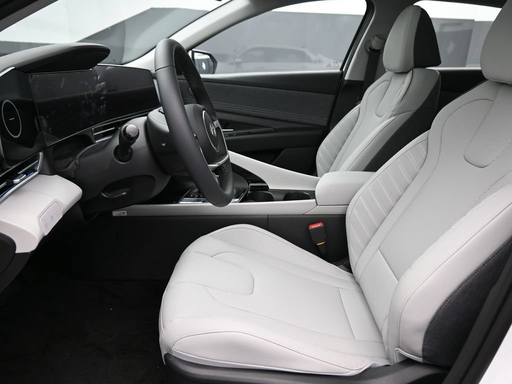 New 2026 Hyundai Elantra Limited FWD image 10