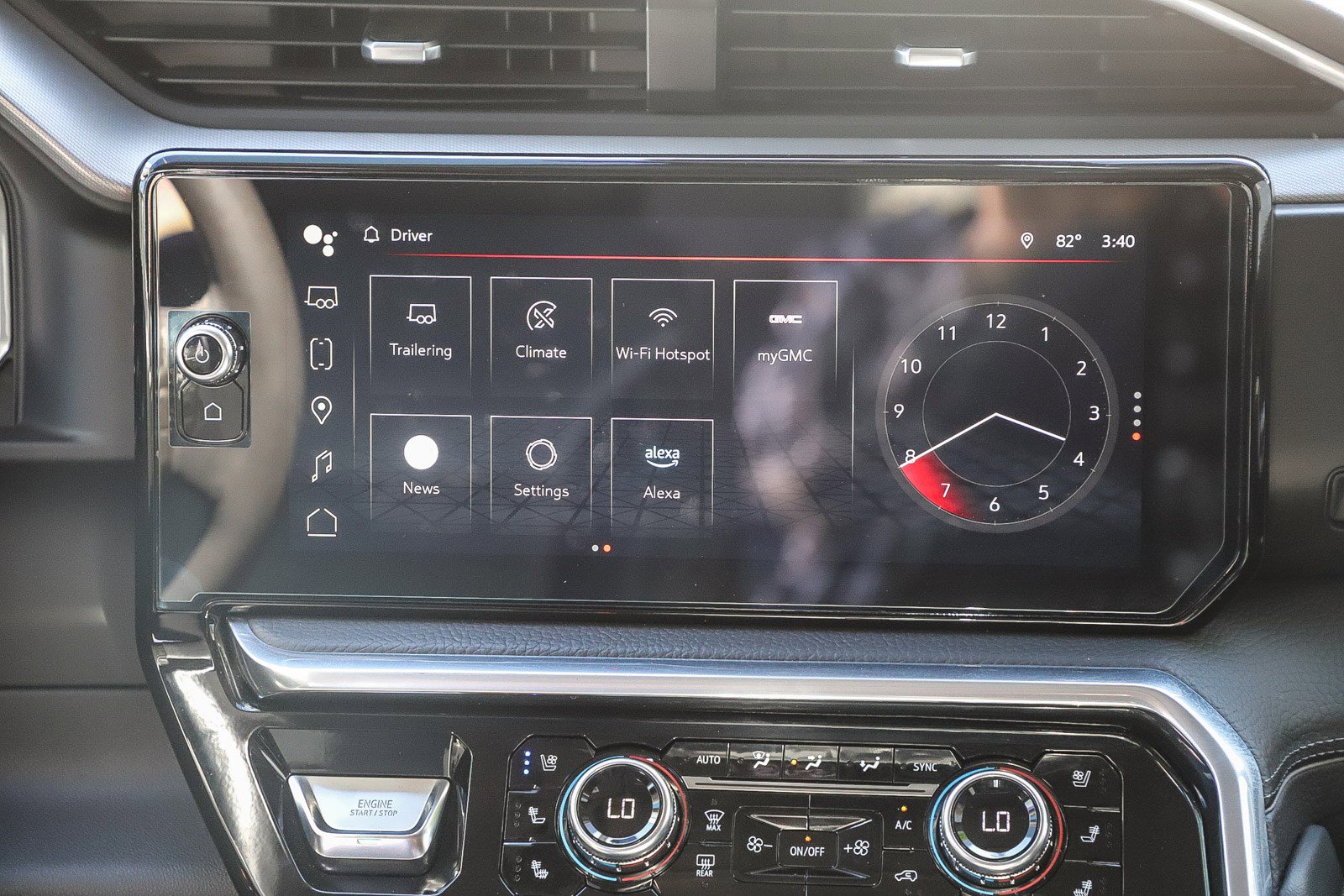 Used 2022 GMC Sierra 1500 Denali AWD/4WD image 16