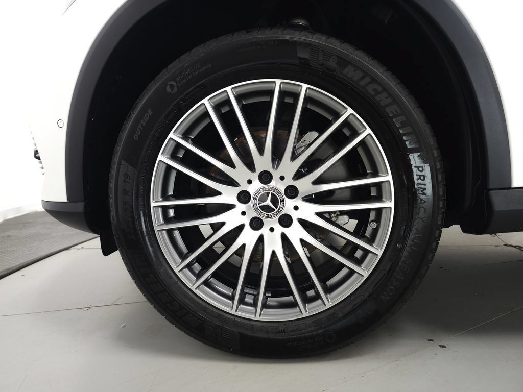 Certified 2026 Mercedes-Benz GLC 300 4MATIC image 32