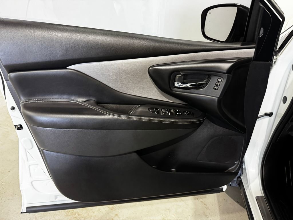 Used 2022 Nissan Murano SL AWD/4WD image 17