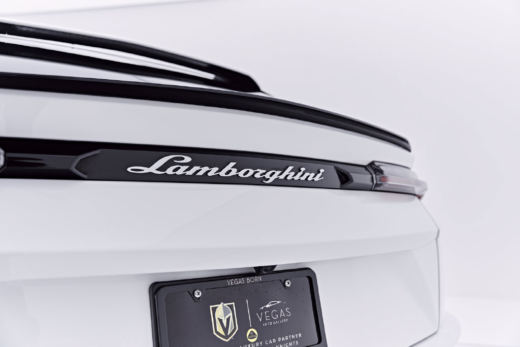 Used 2023 Lamborghini Urus S AWD/4WD image 23