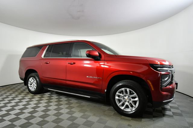 Used 2025 Chevrolet Suburban LS w/ Max Trailering Package image 9